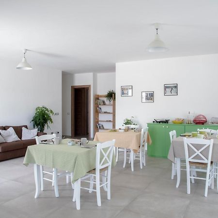 B&B Agata E Gli Altri Tortolì Exteriör bild